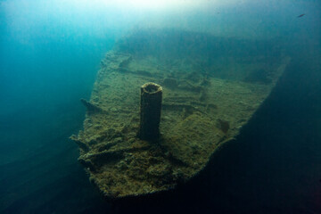 boat wreck underwater scenery sea underwater seabed marine uw fish