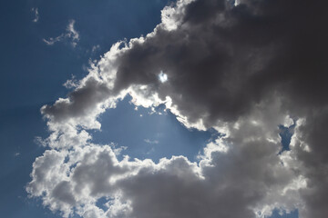 beautiful cloud with sun rays