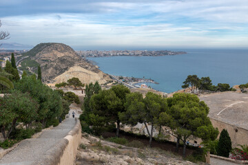 Panorama visto dal Castillo de Santa Barbara di Alicante, Spagna