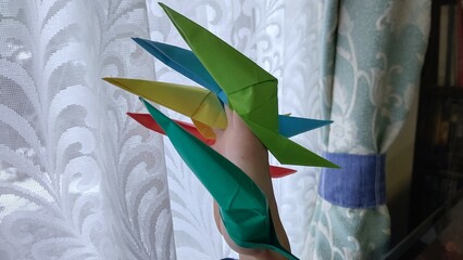 折り紙で作ったカギ爪