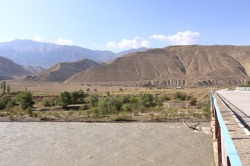 Kazarman, Kyrgyzstan: the river naryn in the mountains