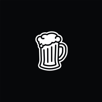 Original vector illustration. The icon of a large beer mug.