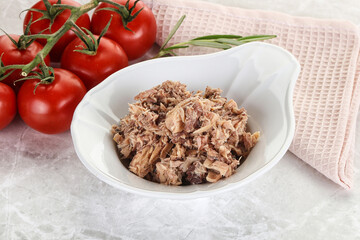 Canned tuna fish for salad
