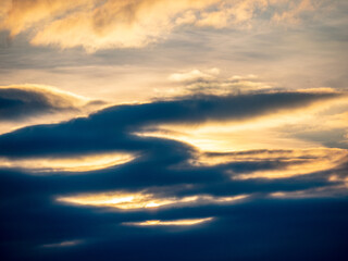 Obraz premium Abendhimmel im Winter