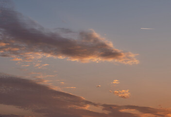 晩秋の綺麗な夕暮れ時の空