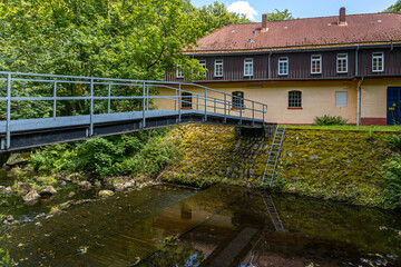 Br&uuml;cke mit Haus an der Oker