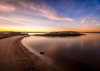 sunrise on the beach - obrazy, fototapety, plakaty