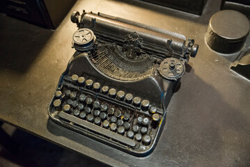 Reto typewriter