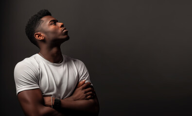 Obraz premium young african american man on grey background