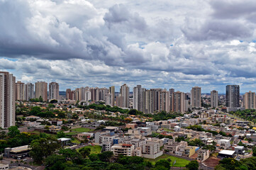 Fototapeta premium Panoramic view of Ribeirao Preto city in Sao Paulo, Brazil