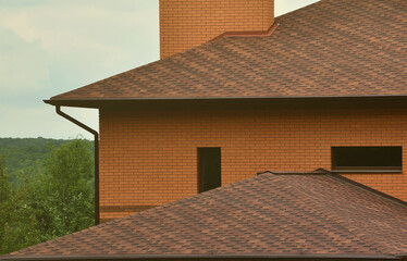 The house is equipped with high-quality roofing of shingles (bitumen tiles). A good example of...
