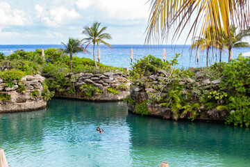 dén Tropical: Explorando la Magia Acuática de una Isla en Verano © ALEJANDROJAYR