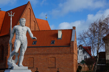  18/02/2023 Hel city with Neptun sculpture in front of museum and church. Hel, Poland. © fotomaster