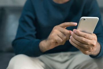 Using your smartphone to connect to social media
