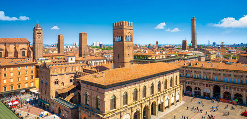 View of the city of Bologna. A city of long street galleries and leaning medieval towers. Italy - obrazy, fototapety, plakaty