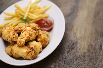 Gluten-free and crispy homemade fried chicken made with rice flour