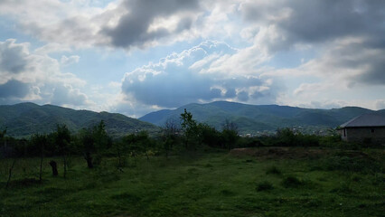 Naklejka premium A breathtaking view of Gudauri’s majestic mountains in Georgia, featuring snow-capped peaks and pristine landscapes. Perfect for travel, nature, and winter-themed projects.