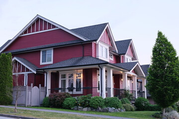 Country-style home in a neighborhood Beautiful new house