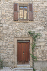 Fototapeta na wymiar vezenobres france village house facade