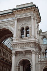 Fototapeta na wymiar the facade of the Vittorio Emanuele Gallery