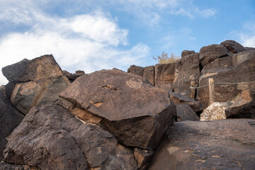 Fototapeta na wymiar Petroglyphs in Petroglyph National Monument New Mexico