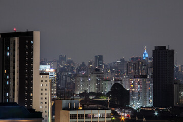 Fototapeta na wymiar view of dusk in the Belenzinho neighborhood in São Paulo.