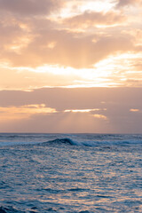 Obraz premium Sunset on waves