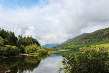 Fototapeta na wymiar The Beauty of Wales, Lake District in Snowdonia 