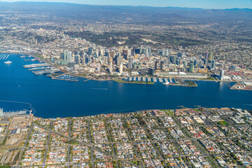 Naklejka premium San Diego Skyline: Aerial Majesty of Urban Waterfront and Architectural Splendor, January 2024