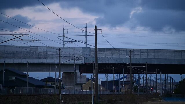 北陸新幹線敦賀延伸前の北陸本線を走る特急サンダーバード （北陸本線 明峰 - 能美根上, 2023年12月）