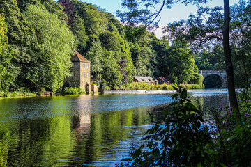 Fototapeta na wymiar The view of the boathouse by the River Wear in Durham