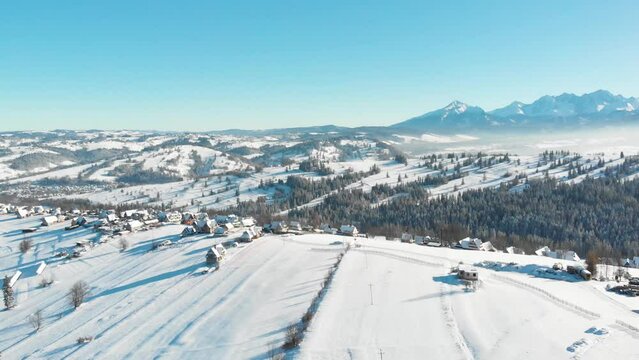 Tatryk zimą z Bustryka