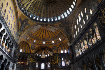 Fototapeta na wymiar Hagia Sofia Mosque in Istanbul, Turkey - interior