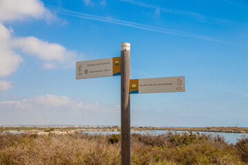 Murcia - San Pedro del Pinatar: sus salinas, playa y espacio natural.