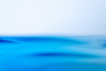 涼しげな青いグラデーション