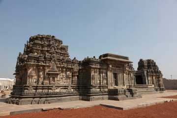 Fototapeta premium India temples of Lakkundi on a sunny winter day