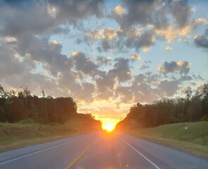 Naklejka premium Highway Sunset