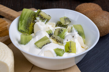 making milk curd from whole milk