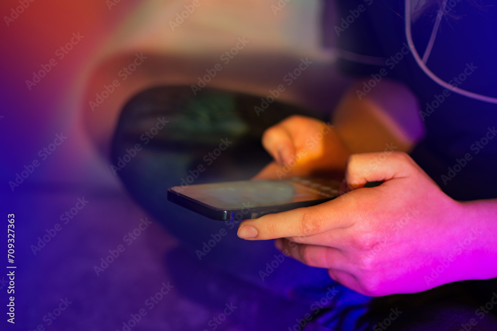 Fototapete woman using smartphone. communicating distantly in social networks. woman using mobile phone app.