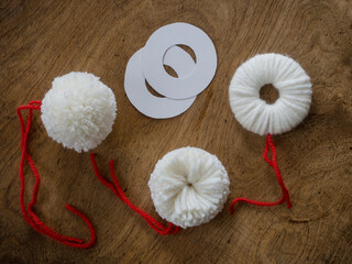 Crafting Fun for Young Creatives: Step-by-Step DIY Pompom Guide
