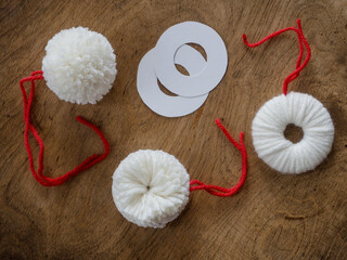 Pom-Pom Perfection: A Visual Tutorial on Crafting a Fluffy White Pompom