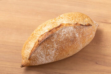 カンパーニュ　（ライ麦粉　小麦粉　全粒粉）