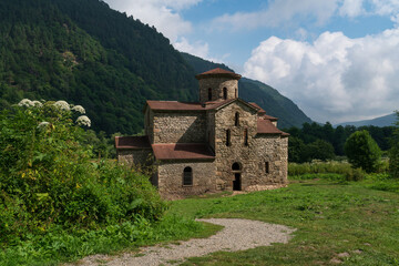 The Middle Zelenchuk Temple is an ancient Christian temple on the territory of the settlement of Nizhne-Arkhyz in the valley of the Bolshoy Zelenchuk River, Nizhny Arkhyz, Karachay-Cherkessia, Russia