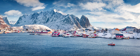 Panoramic winter view of Gravdal bay. Stunnig morning scene of popular tourist destination -...