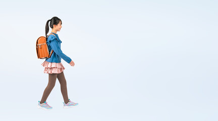 ランドセルを背負って歩く女子小学生（切り抜き背景透過PNGも販売しております。作成者リンクから「PNG」で検索してください）