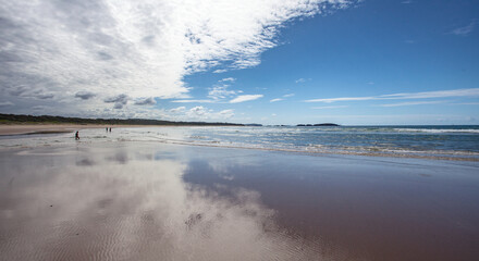 Crescent Head Cloud Reflection