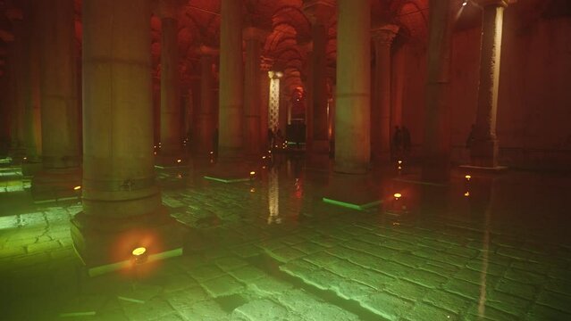 Basilica Cistern Yerebatan Sarnıcı Huge underground Roman water source held up with marble columns Istanbul, Turkey