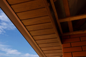 Obraz premium Roof overhang with metal siding