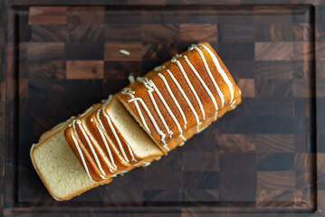 Cut bun into slices with a view from above