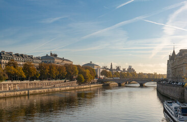 Obraz premium View of the river Seine